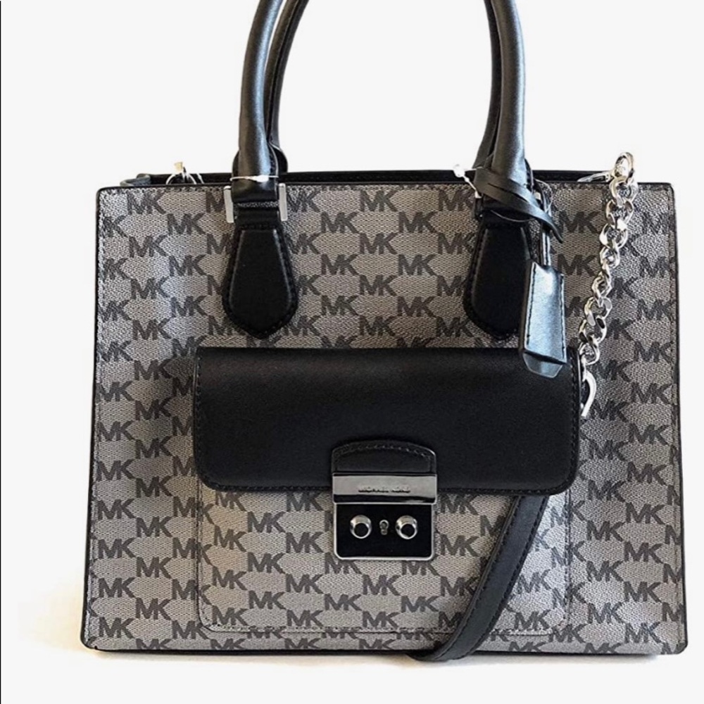 Michael Kors Women Bridgette Medium EW Leather Tote Handbag NWT